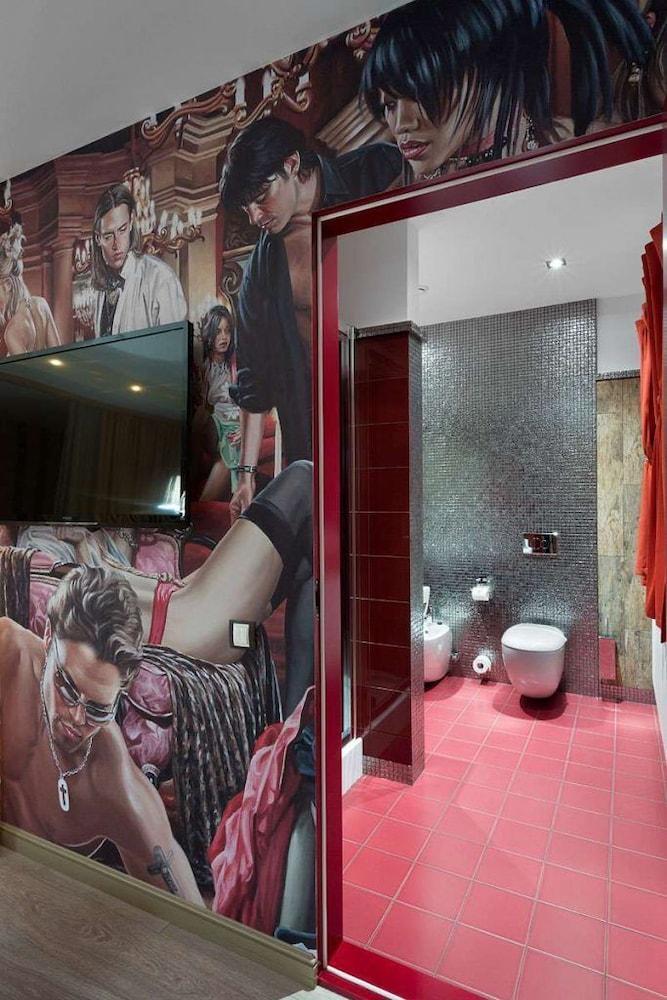 De Gaulle Boutique Hotel Harkov Kültér fotó