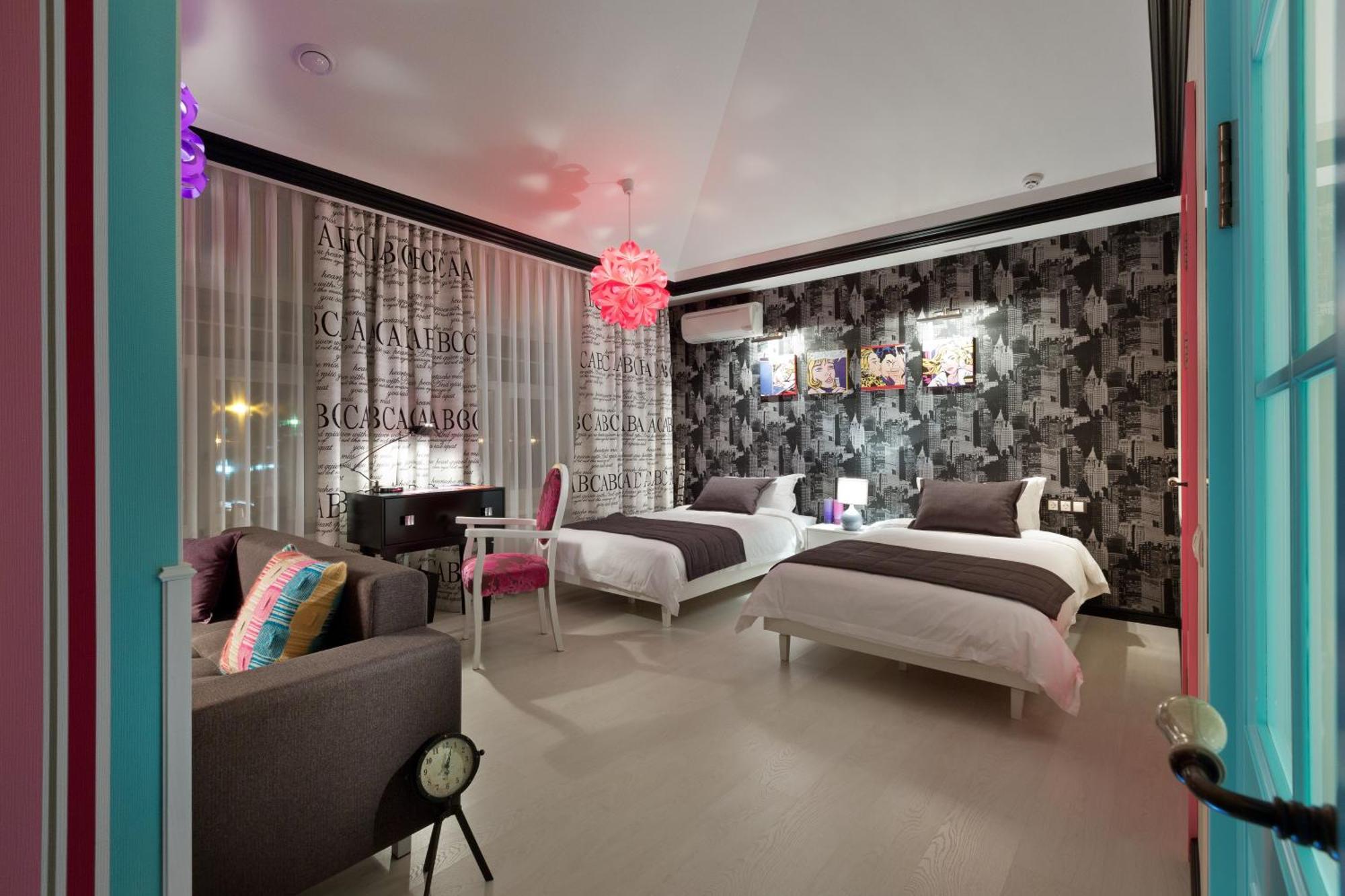 De Gaulle Boutique Hotel Harkov Kültér fotó