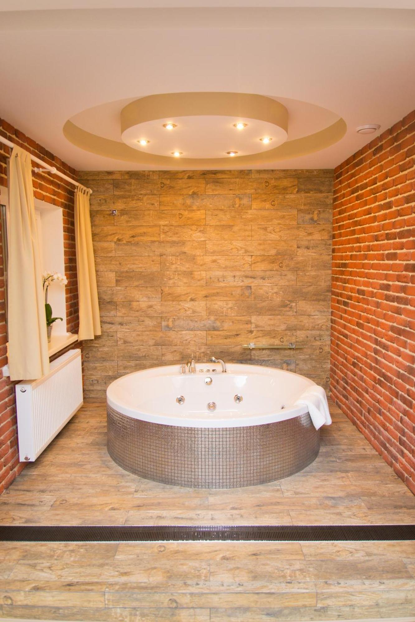 De Gaulle Boutique Hotel Harkov Kültér fotó