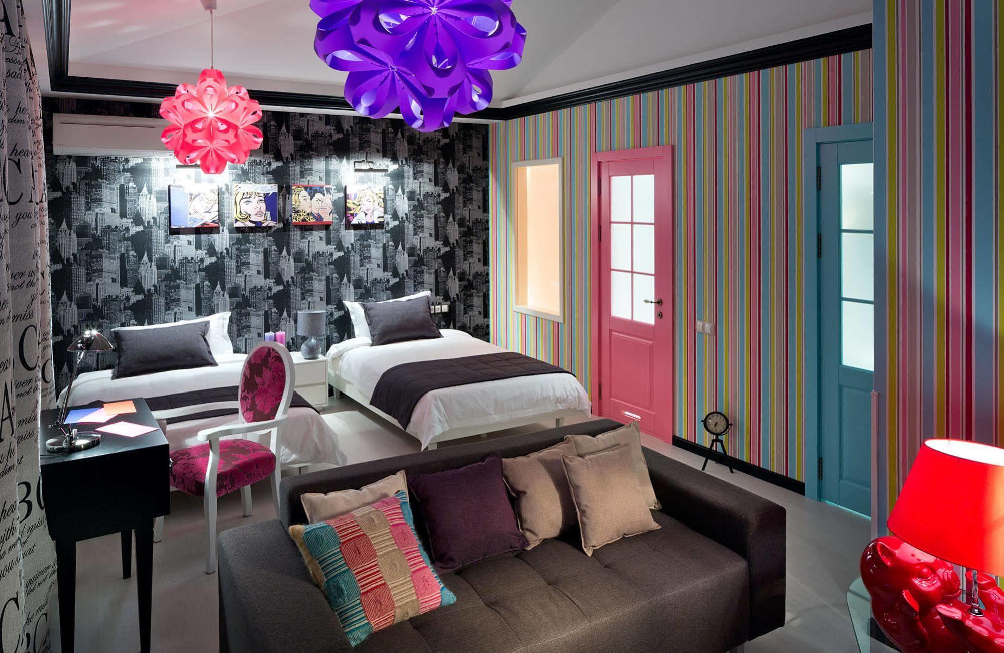 De Gaulle Boutique Hotel Harkov Kültér fotó